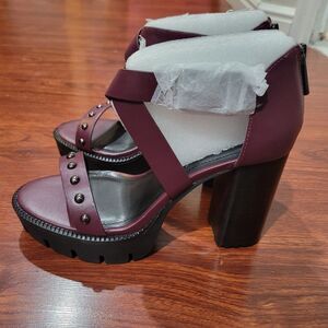 Charles by Charles David Burgundy Vanden Studded Sandals Size 8M